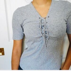 Ambiaence gray tie top size Small
